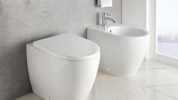 Kombination Geberit iCon WC und Bidet, bodenstehend Kombination Geberit iCon WC und Bidet, bodenstehend