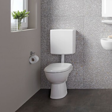 Flachspüler-Stand-WC mit hygienischer Rimfree® Keramik Flachspüler-Stand-WC mit hygienischer Rimfree® Keramik