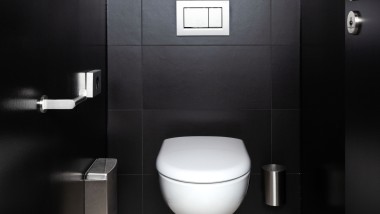 Wand-WC Geberit Renova und Betätigungsplatte Geberit Sigma30