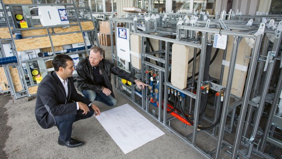 In Gebäuden mit mehreren baugleichen Badezimmern bietet der Einbau von vorgefertigten Sanitärwänden sowohl Kosten- als auch Planungssicherheit.