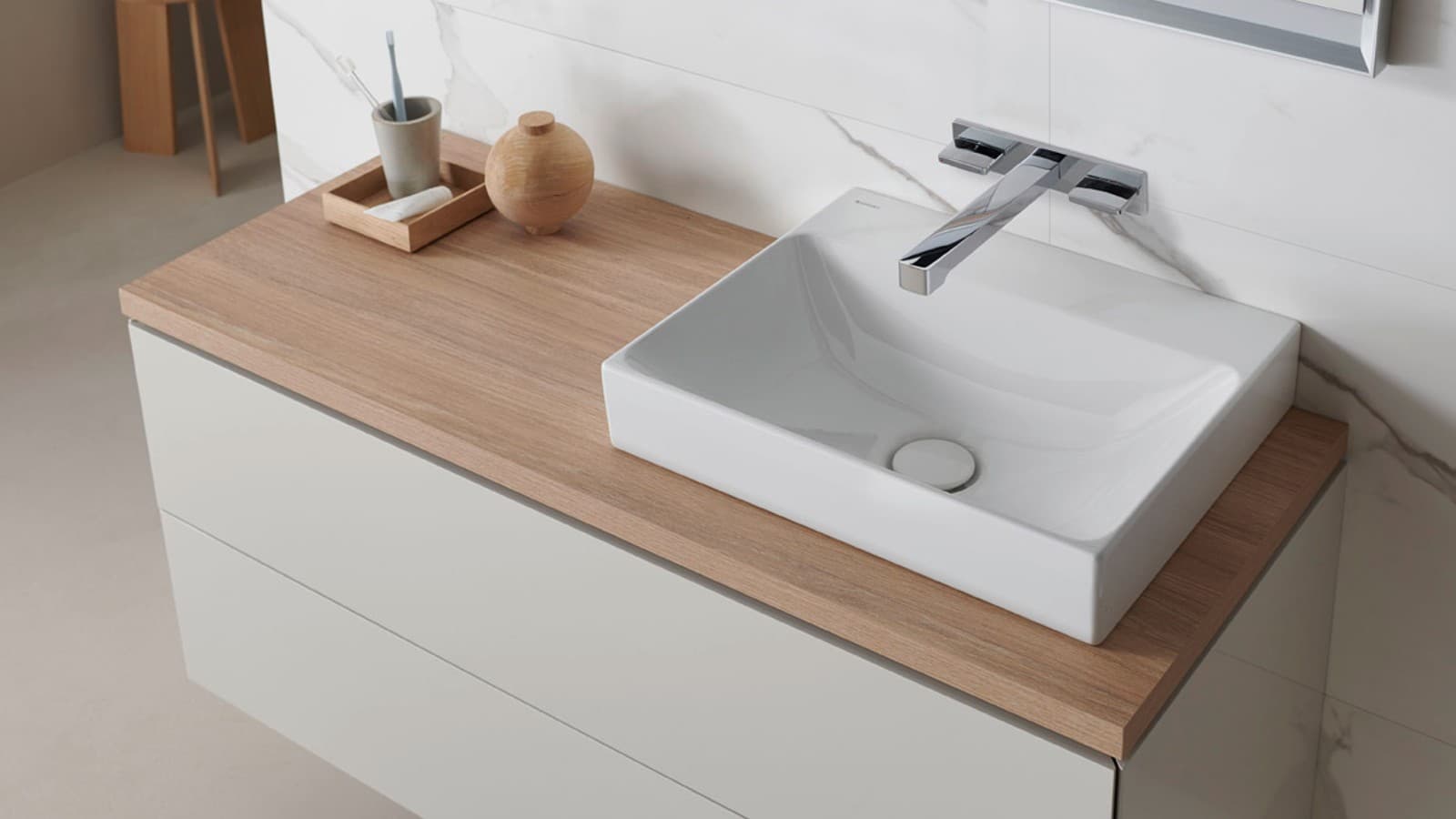 Geberit ONE Möbelwaschtisch in eckigem Design Geberit ONE Möbelwaschtisch in eckigem Design