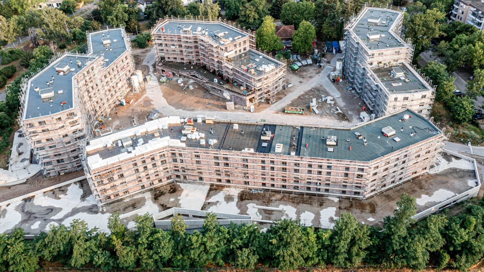 Modernes Wohnquartier im Karlsruher Stadtteil Daxlanden Modernes Wohnquartier im Karlsruher Stadtteil Daxlanden