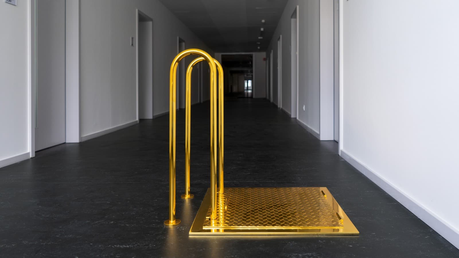 "Zugänge" von Candy Lenk in der IRIS Humboldt Univeristät Berlin (© Studio Candy Lenk Berlin in Kooperation mit Anna Borgmann) "Zugänge" von Candy Lenk in der IRIS Humboldt Univeristät Berlin (© Studio Candy Lenk Berlin in Kooperation mit Anna Borgmann)