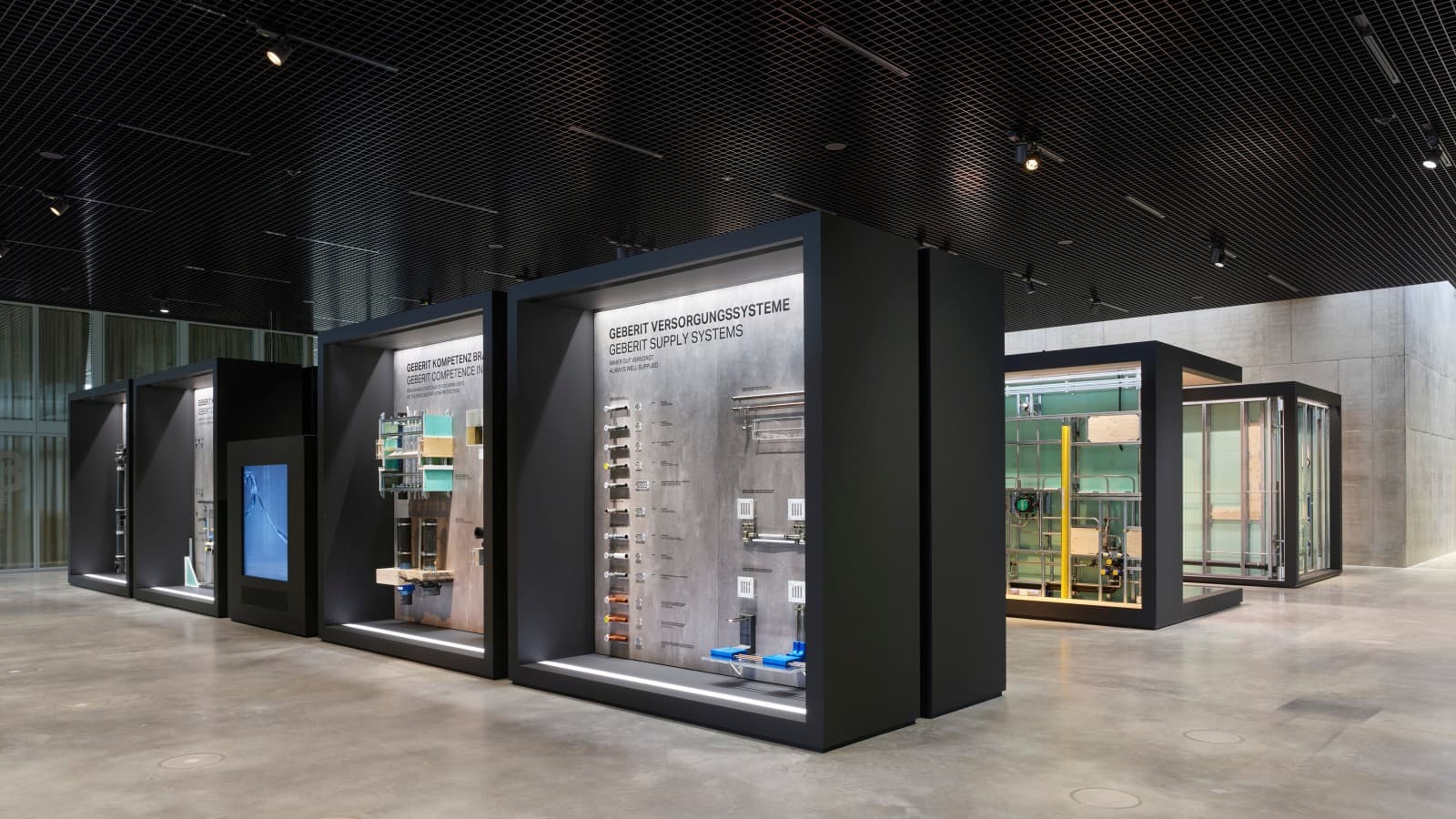 Geberit Badserien im Ausstellungsbereich des Campus Pfullendorf Geberit Badserien im Ausstellungsbereich des Campus Pfullendorf
