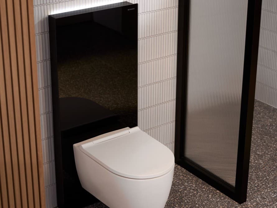 Geberit ONE WC mit Geberit Monolith Plus und ComfortLight Geberit ONE WC mit Geberit Monolith Plus und ComfortLight