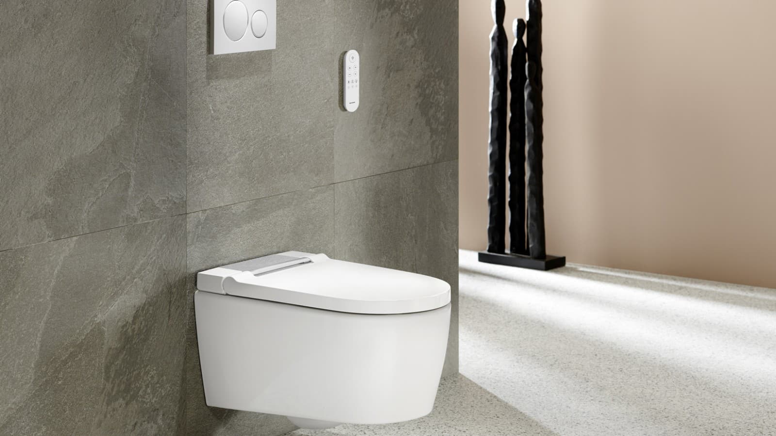 Geberit AquaClean Sela Weiß mit Fernbedienung und Betätigungsplatte Geberit Sigma20 Geberit AquaClean Sela Weiß mit Fernbedienung und Betätigungsplatte Geberit Sigma20