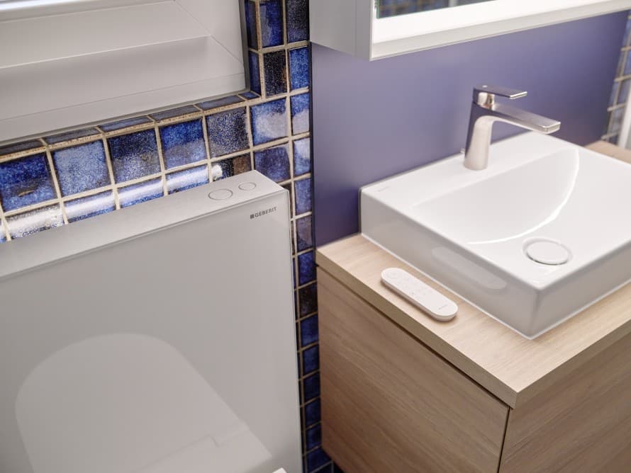 Die Monolith Plus-Version bietet Extras wie LED-Beleuchtung und Geruchsabsaugung (© Ben Huggler) Die Monolith Plus-Version bietet Extras wie LED-Beleuchtung und Geruchsabsaugung (© Ben Huggler)