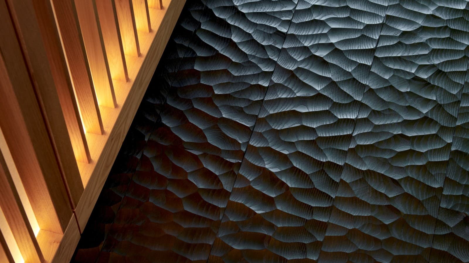 Haptik ist für Yuichi Kodai essenziell, auch unter den Füßen: die japanische Naguri-Technik. (© David Willen Studio) Haptik ist für Yuichi Kodai essenziell, auch unter den Füßen: die japanische Naguri-Technik. (© David Willen Studio)